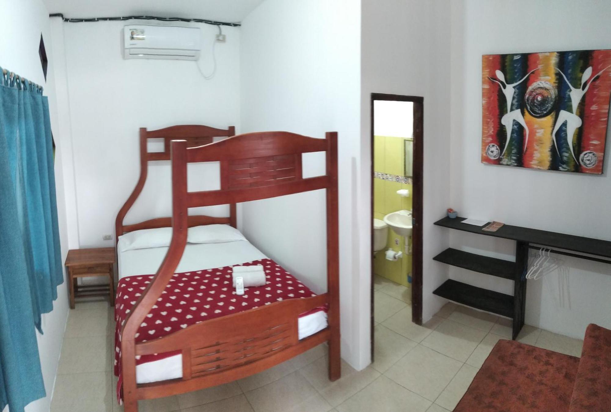Hostal Casa Taisha Montanita Exterior photo