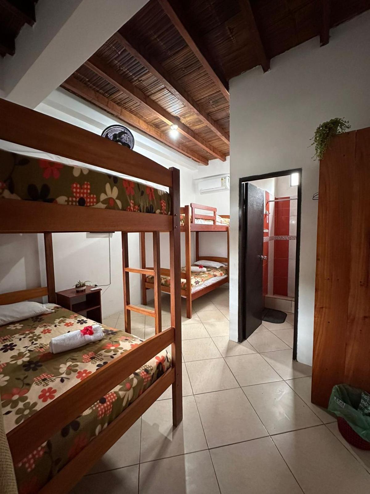 Hostal Casa Taisha Montanita Exterior photo